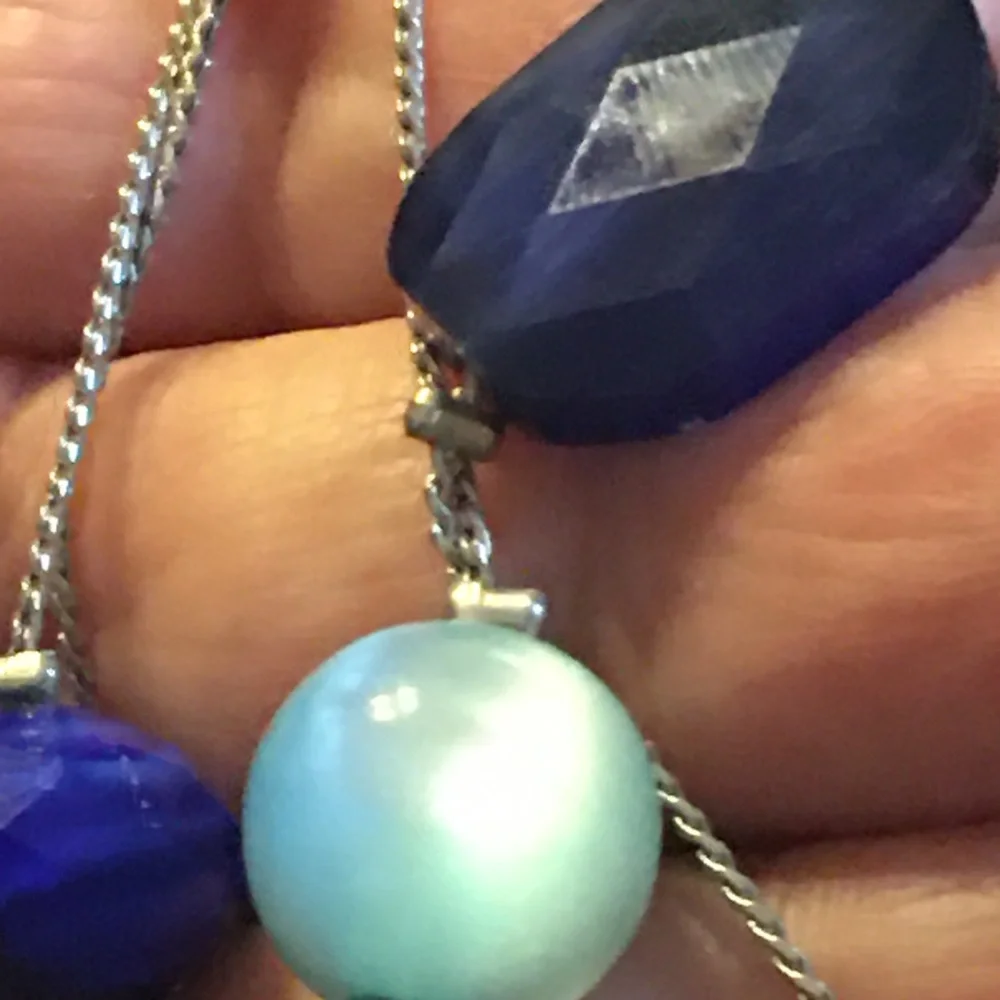 Blue tone glass beaded silver tone chain necklace